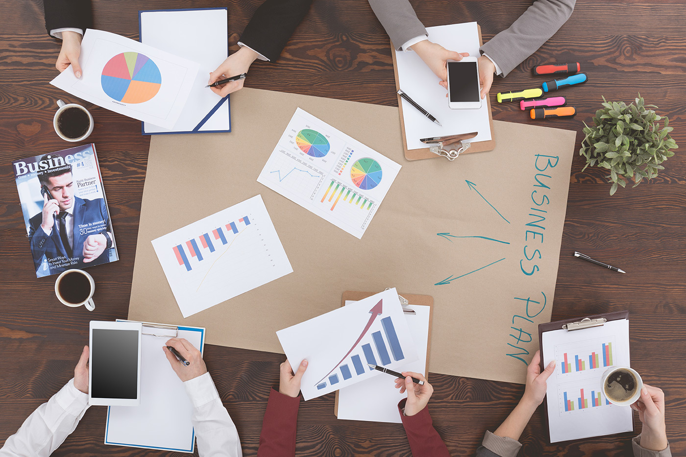 people-preparing-business-plan-PMM9WH8